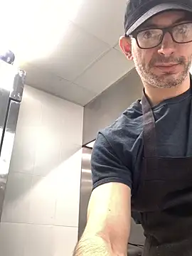 hailzeffn online show from 03/17/26, 05:49