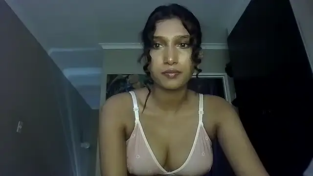 Snapshot of kawaiibabypie1 chatting on 12/18/24, 10:40 kawaiibabypie1 online show from 12/18/24, 10:40