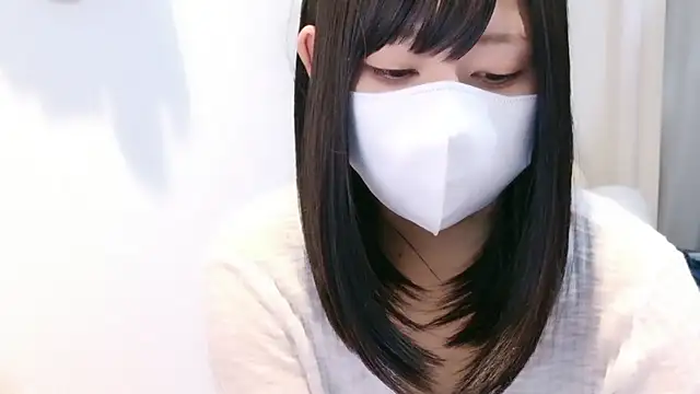 Snapshot of YUTSU_KI chatting on 05/23/26, 04:00 YUTSU KI online show from 05/23/26, 04:00