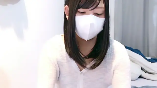 Snapshot of YUTSU_KI chatting on 05/27/26, 04:04 YUTSU KI online show from 05/27/26, 04:04