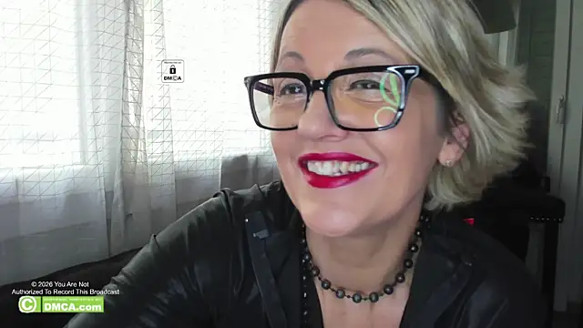 KARINASPALACIOS online show from 05/19/26, 11:49