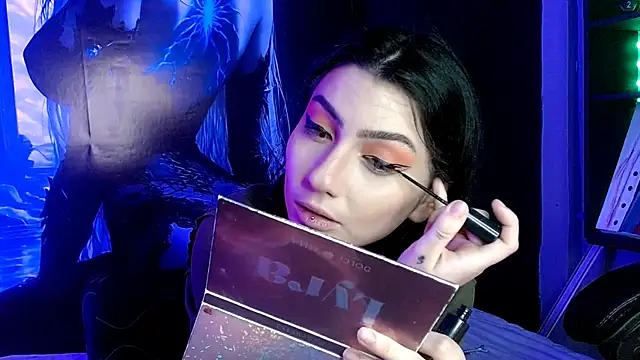 Snapshot of sophy_rock chatting on 02/23/26, 02:14 sophy rock online show from 02/23/26, 02:14