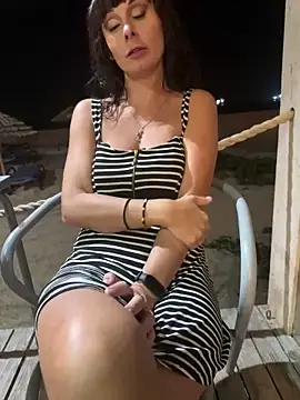 therealbeverlycious online show from 12/10/24, 12:06