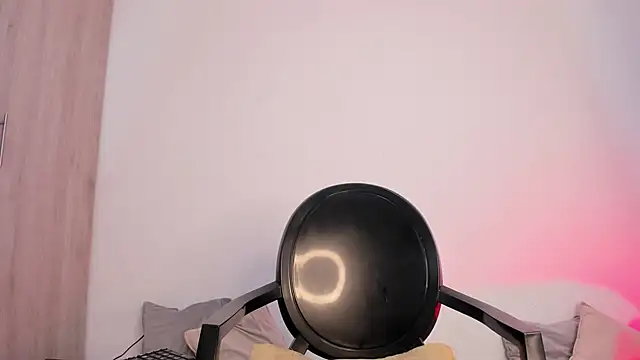  miamadison online show from 02/28/25, 11:36