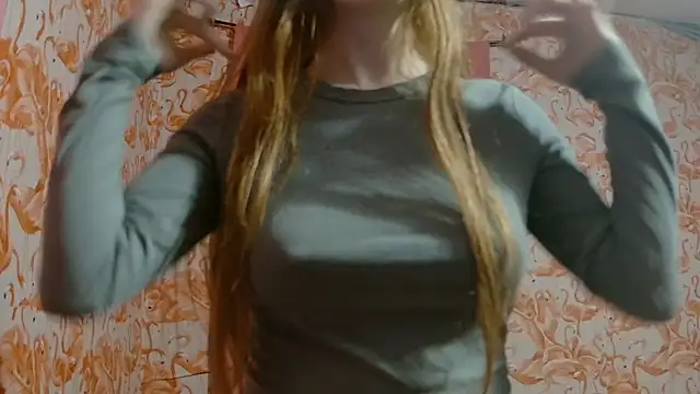 strawberrysmoothie online show from 02/20/26, 01:35