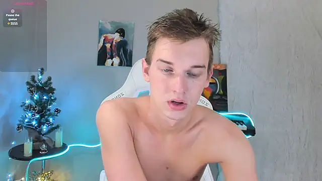 4ever dude online show from 12/25/24, 03:18