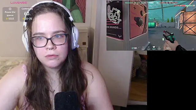 playvalorantwithmenow online show from 12/26/24, 09:26