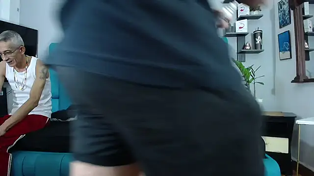 Leon hot X online show from 01/26/25, 07:41