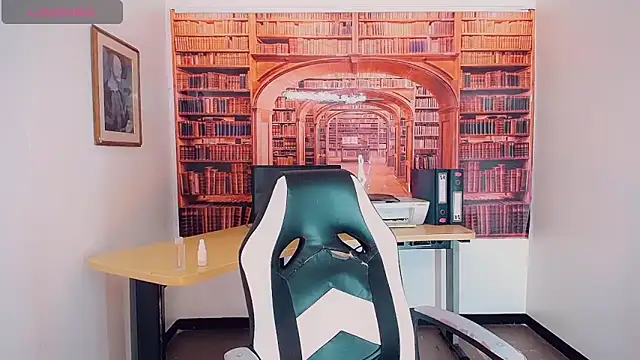 Snapshot of khiara_moretti chatting on 02/03/25, 07:31 khiara moretti online show from 02/03/25, 07:31