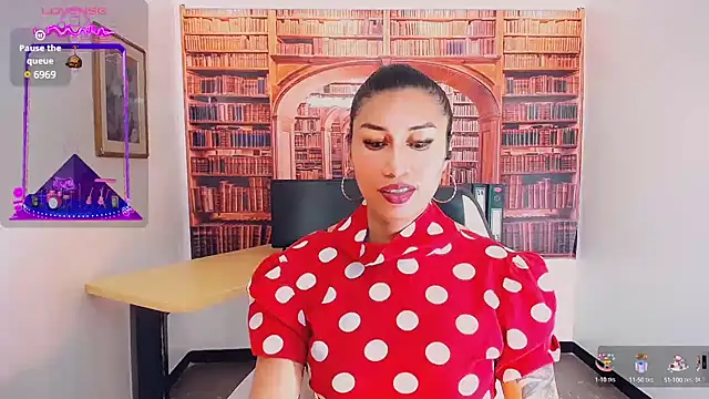 Snapshot of khiara_moretti chatting on 02/07/25, 01:36 khiara moretti online show from 02/07/25, 01:36