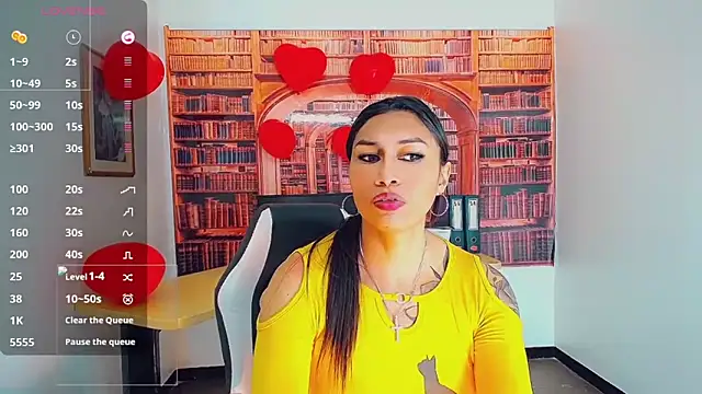 Snapshot of khiara_moretti chatting on 02/13/25, 07:42 khiara moretti online show from 02/13/25, 07:42