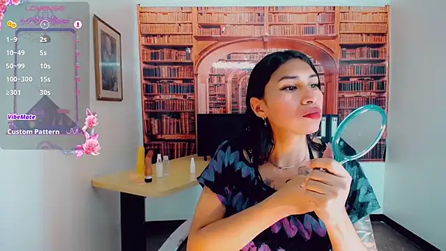 Snapshot of khiara_moretti chatting on 02/26/25, 10:42 khiara moretti online show from 02/26/25, 10:42