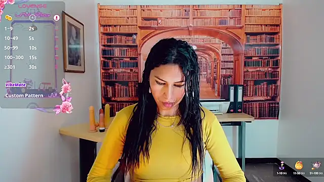 Snapshot of khiara_moretti chatting on 02/28/25, 07:46 khiara moretti online show from 02/28/25, 07:46