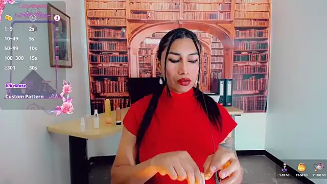 Snapshot of khiara_moretti chatting on 03/10/25, 10:45 khiara moretti online show from 03/10/25, 10:45