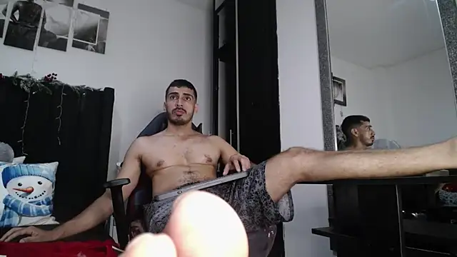 muscle ares online show from 12/12/24, 03:48