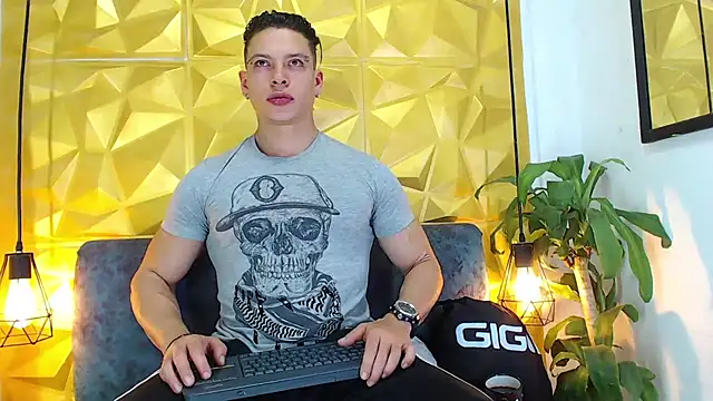 Snapshot of Baxter_Dex chatting on 12/12/24, 04:37 Baxter Dex online show from 12/12/24, 04:37