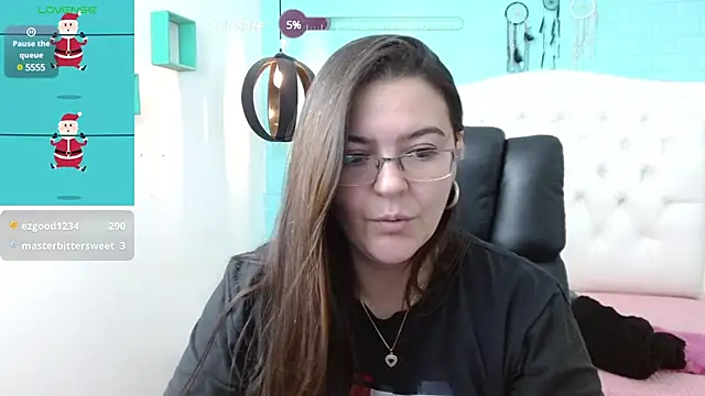 MsJossie online show from 12/22/24, 07:33