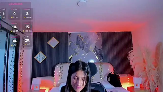 Agathaargent  online show from 02/12/26, 12:00