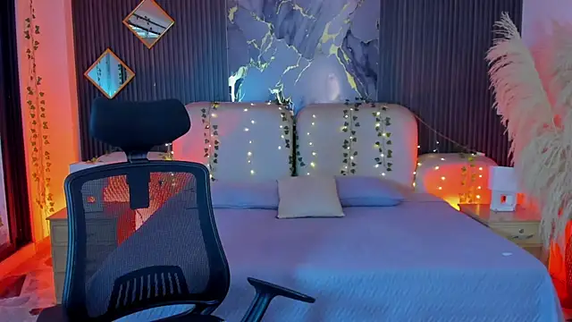 Agathaargent  online show from 02/20/26, 11:43