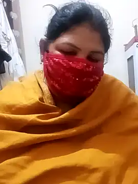 Snapshot of Shoni__ chatting on 12/15/24, 12:51 Shoni online show from 12/15/24, 12:51