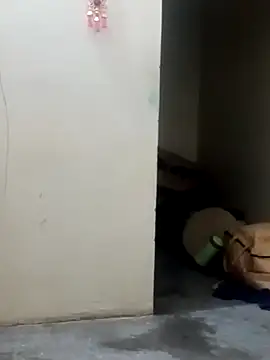 Snapshot of Shoni__ chatting on 12/16/24, 10:24 Shoni online show from 12/16/24, 10:24