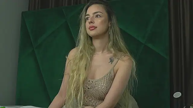 ScarletColes online show from 10/20/25, 11:05