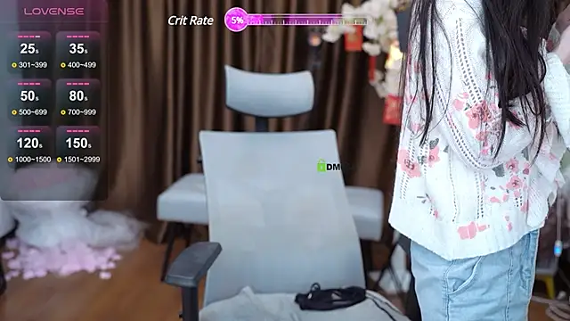 tina0604 online show from 03/15/25, 12:34