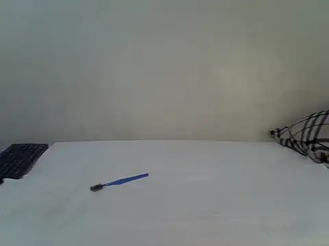 Snapshot of THUEBA17 chatting on 09/25/25, 05:11 THUEBA17 online show from 09/25/25, 05:11