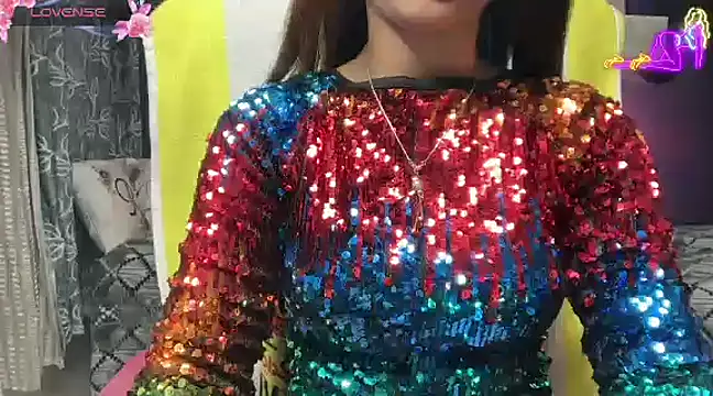 Snapshot of Royal_girl_1 chatting on 02/01/25, 05:16 Royal girl 1 online show from 02/01/25, 05:16