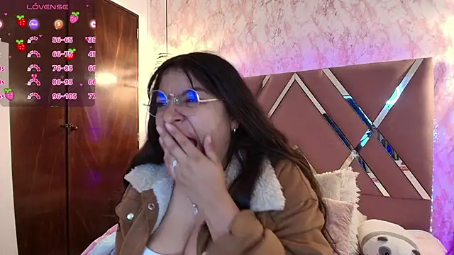 Miaa Smiith1 online show from 02/09/25, 03:11