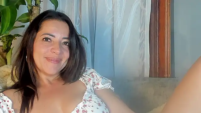 Snapshot of Capriijonesxxx chatting on 12/07/24, 03:47 Capriijonesxxx online show from 12/07/24, 03:47