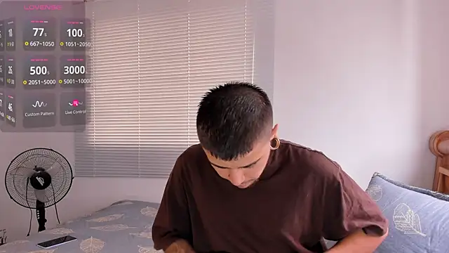 ftmphilip  online show from 11/27/25, 05:26