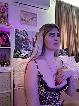 EvelynFrances online show from 01/16/26, 11:03