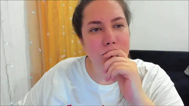  madalexa  online show from 04/19/26, 04:17