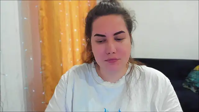  madalexa  online show from 04/22/26, 02:18