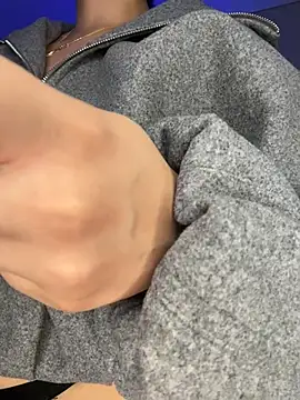 GabriellaFerrer online show from 12/23/25, 10:02