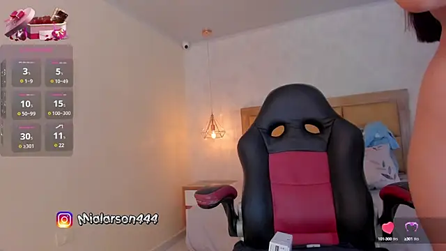 LARSONMIA online show from 02/17/25, 12:05