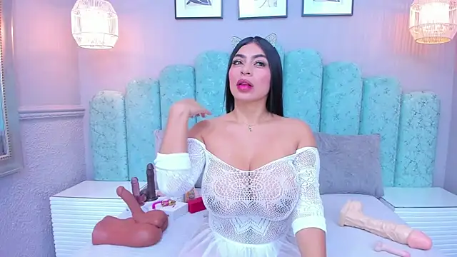 Sara Vanegas online show from 03/05/25, 03:29