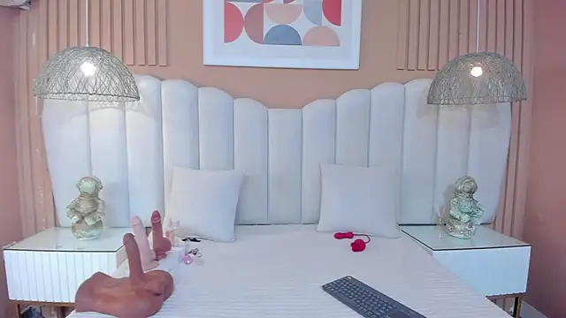 Snapshot of Sara_Vanegas chatting on 02/28/26, 10:27 Sara Vanegas online show from 02/28/26, 10:27