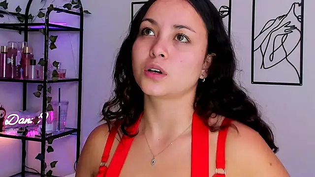 Megan Rodrigo online show from 10/02/25, 06:59