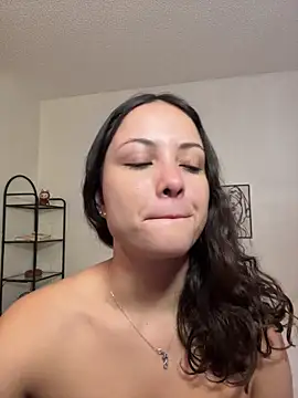 Megan Rodrigo online show from 01/13/26, 01:38