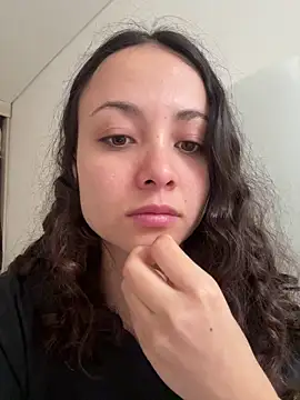 Megan Rodrigo online show from 05/19/26, 12:00