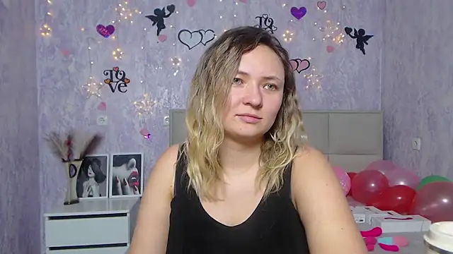 SallyVerda online show from 02/02/25, 01:12