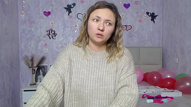 SallyVerda online show from 02/02/25, 04:15