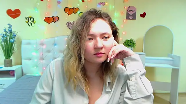 SallyVerda online show from 02/27/25, 09:36