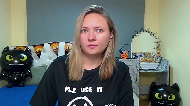 SallyVerda online show from 10/23/25, 05:23