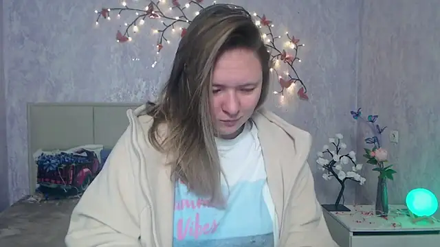 SallyVerda online show from 03/22/26, 06:39