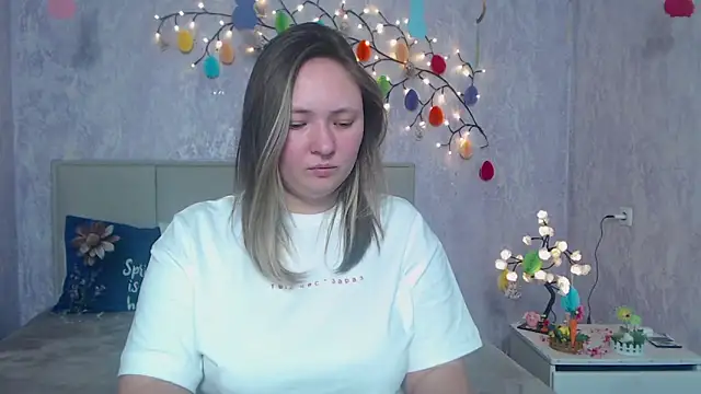 SallyVerda online show from 04/13/26, 06:35