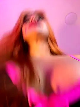 Amber Martins  online show from 12/02/25, 02:17