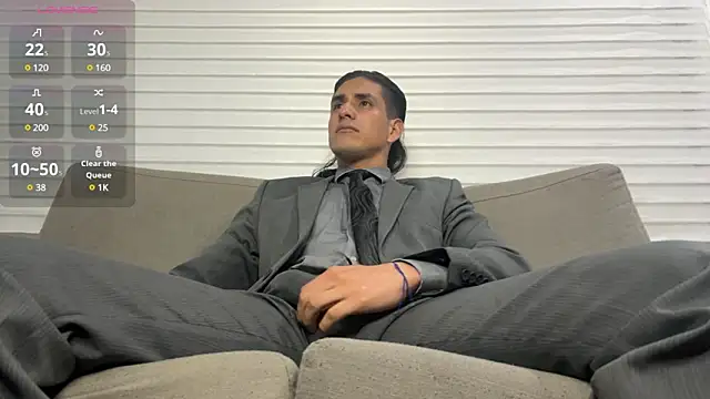 Tom blunt96 online show from 01/28/25, 03:47